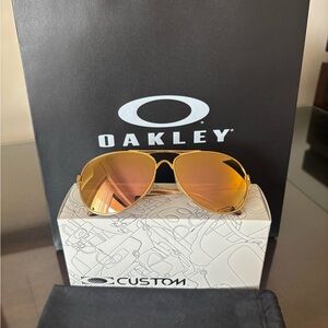 Gold Aviator Sunglasses